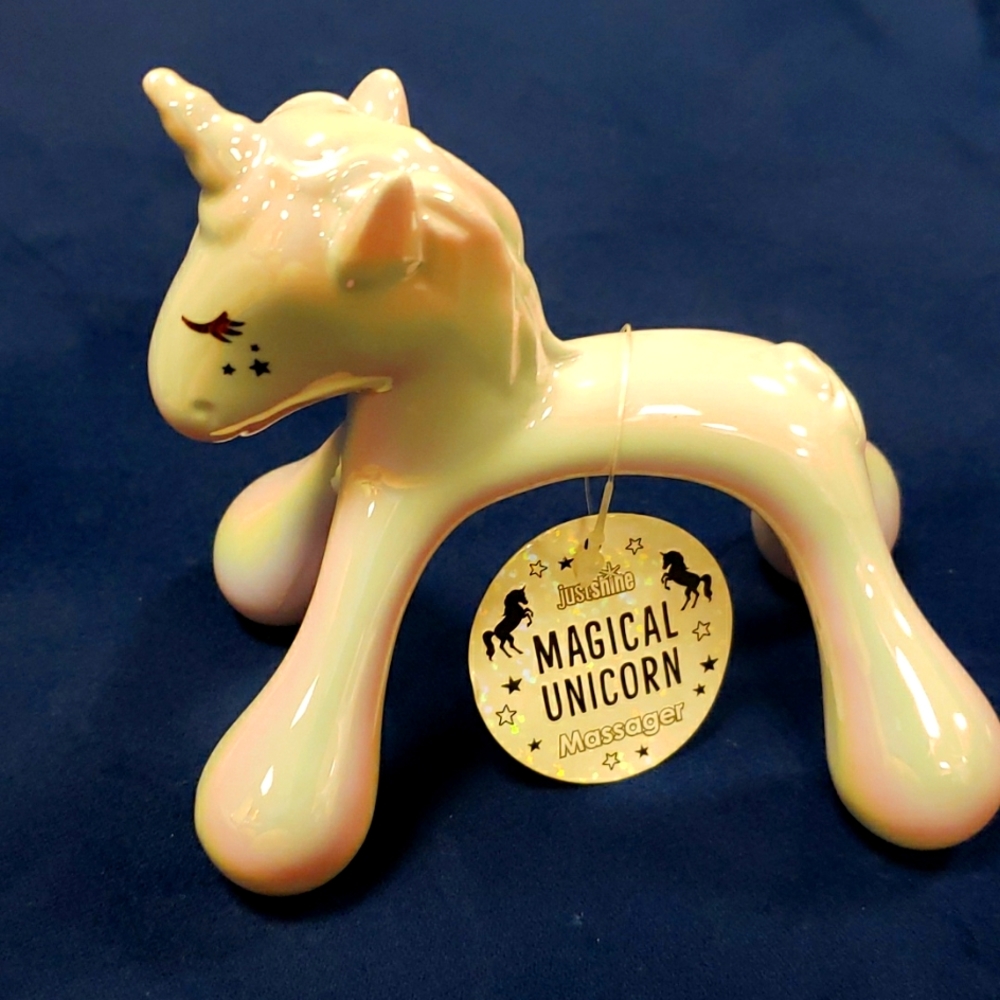 Magical Unicorn 🦄 Massager.Perfect 4 party bags or just 4 your little ones.